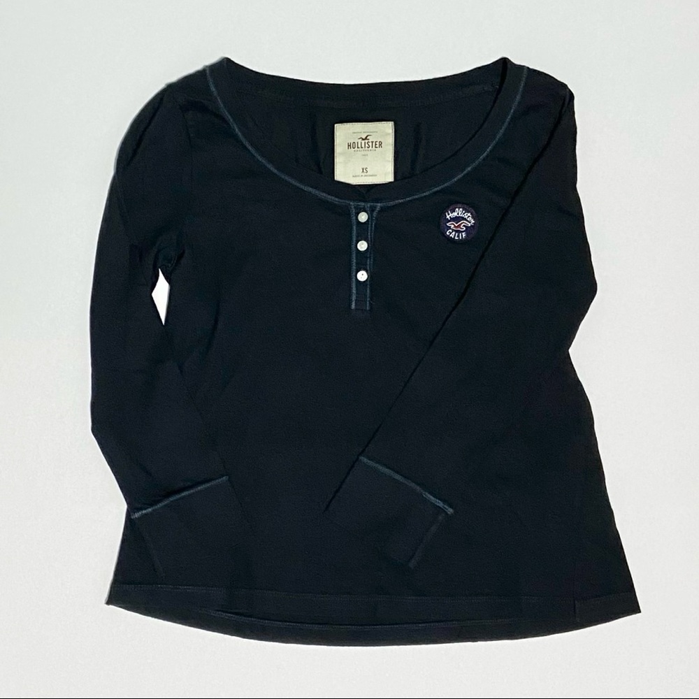 navy hollister button shirt